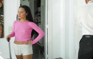 Apolonia Lapiedra - The Visit