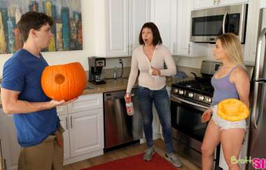 Aubrey Sinclair - Pumpkin Fuck
