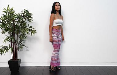 Nia - Petite Latina