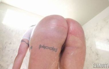 Eva Notty - Dirty Girl Trying To Get Clean