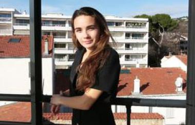 Natalia - Natalia, 19, Enters The Lion Cage