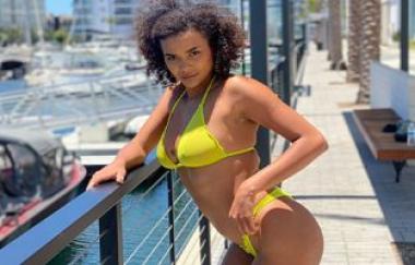 Alina Ali - Alina Has A Messy Mouth