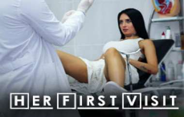 Estrellita - The Gynecologist And The Nymphomaniac - Thefuckingclinic