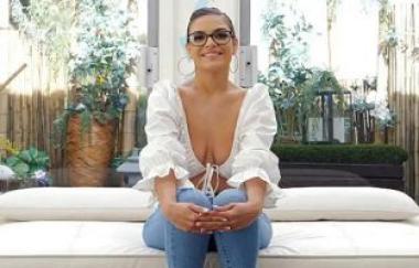 Armani - Extremely Hot Girl With A Nasty Side
