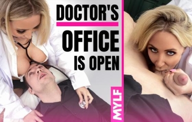 Karlie Simon - The Doctor Will Suck Your Cum Now (karlie Simon Debut)