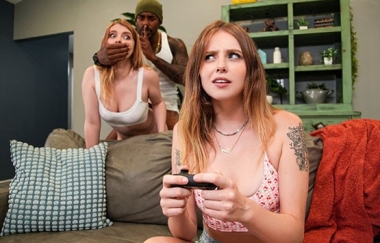 Harlow West, Lucy Foxx, Dickdealer Don - Professional Cum Dodger