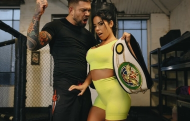 Megan Fiore - Uncaged - Episode 4